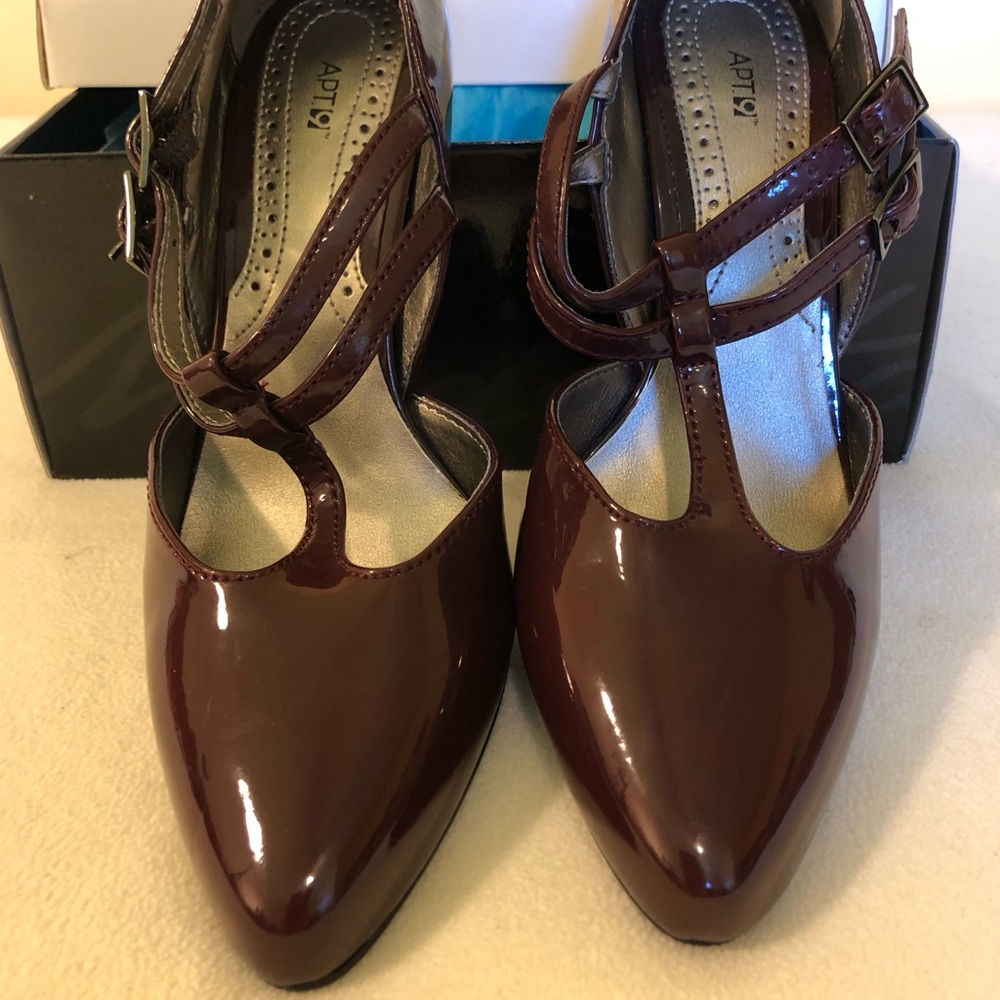 Apt. 9 burgundy heels size 6.